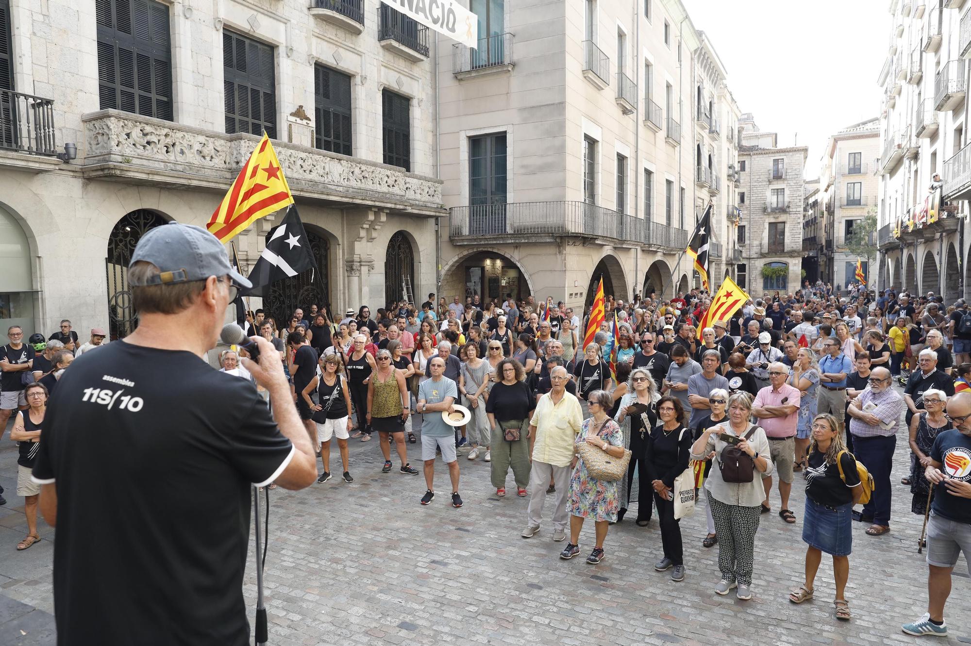 Clam per mantenir la «mobilització» com a «palanca d&#039;agitació» a la plaça del Vi de Girona