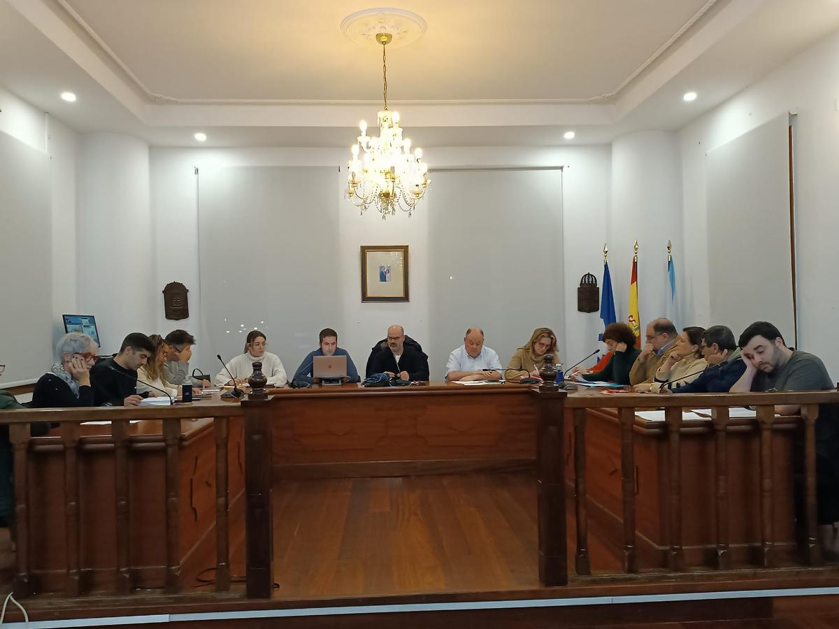 La sesión plenaria del Concello de Bueu de este lunes.