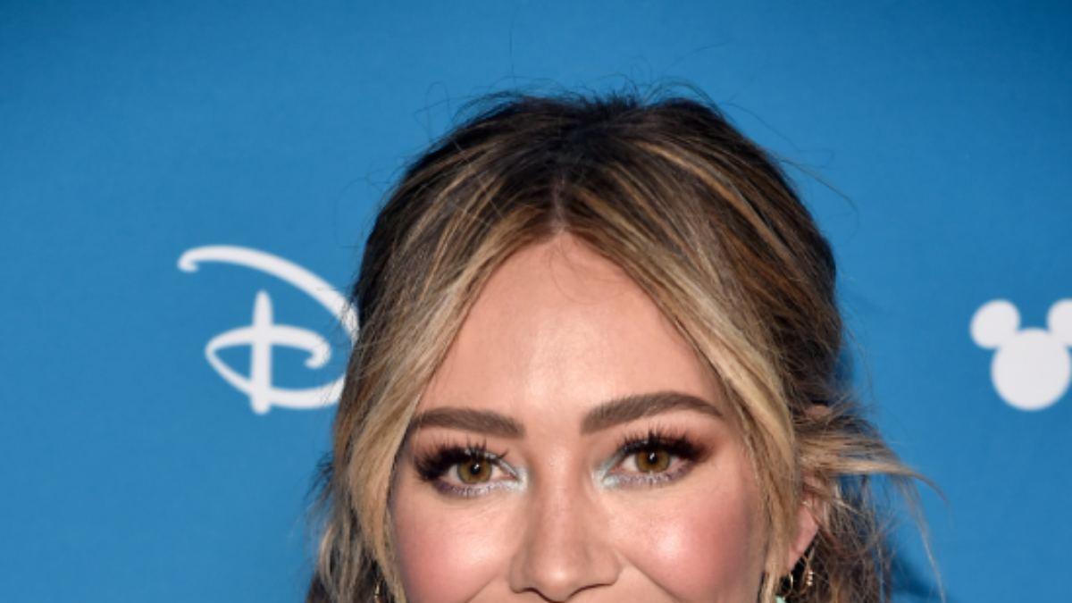 Hilary Duff, en una promoción de Disney en 2019