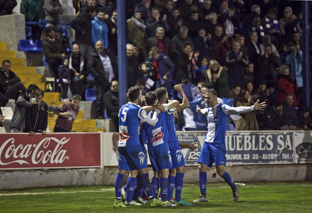 Alcoyano 3 - 0 Hércules