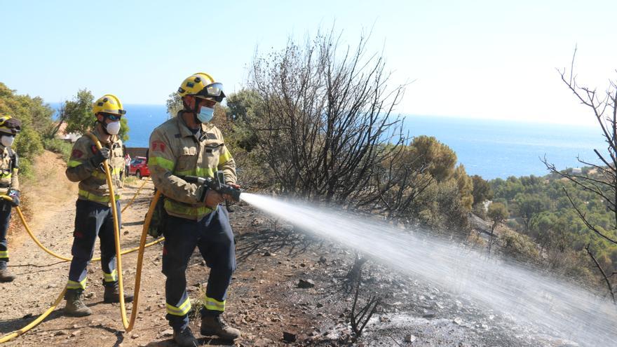 Els Bombers donen per extingit l&#039;incendi de Llançà