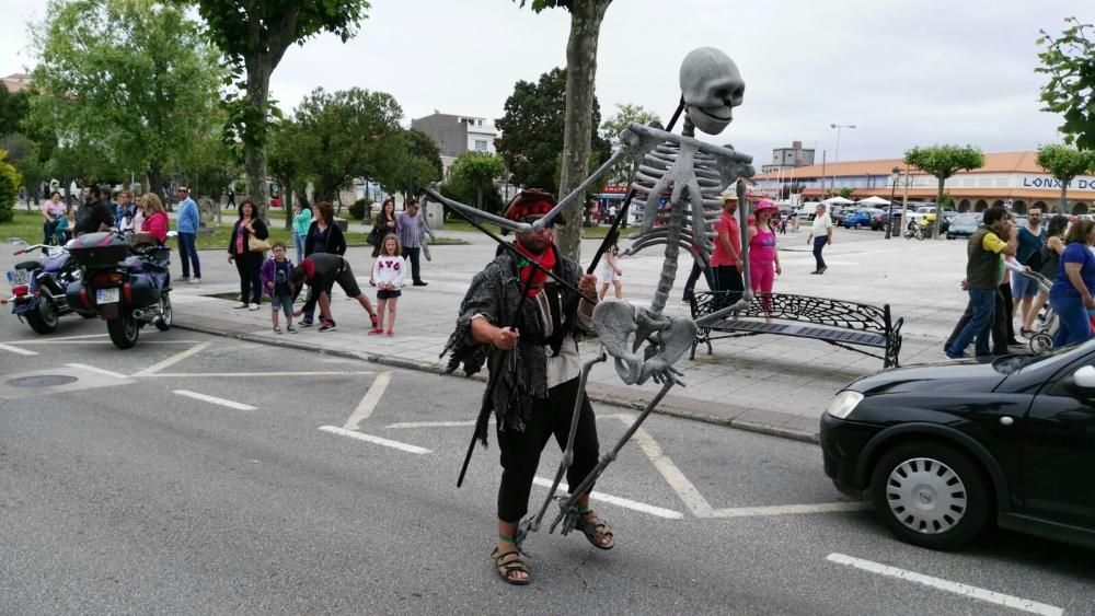 Bucaneros, corsarios y filibusteros toman las calles de San Vicente en la quinta edición del Desembarco Pirata.