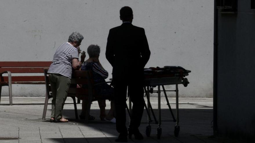 Un hombre fallece en plena calle en La Luz | IRMA COLLÍN