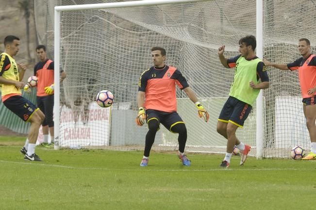 ENTRENAMIENTO DE LA UD LAS PALMAS EN BARRANCO ...