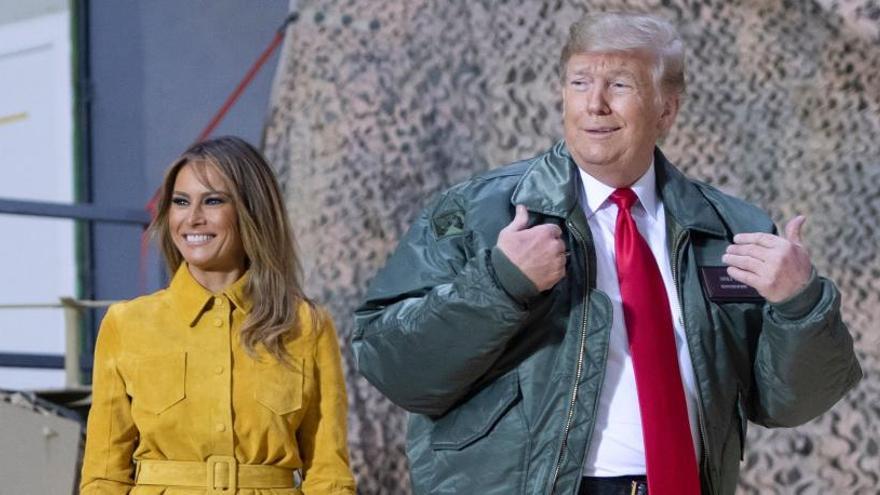 Donald Trump y su esposa Melania en Irak.