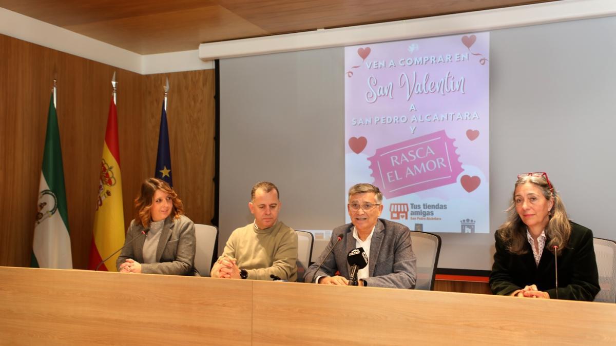La Tenencia de Alcaldía de San Pedro Alcántara respalda la campaña ‘Rasca el Amor’ con motivo de la festividad de San Valentín, el 14 de febrero, para fomentar las compras en el comercio local