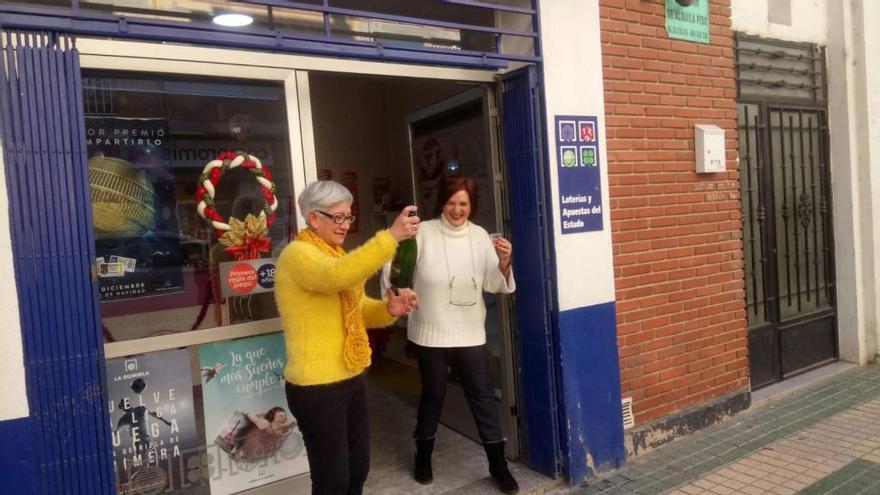 Carlet reparte el segundo premio de la Lotería de Navidad