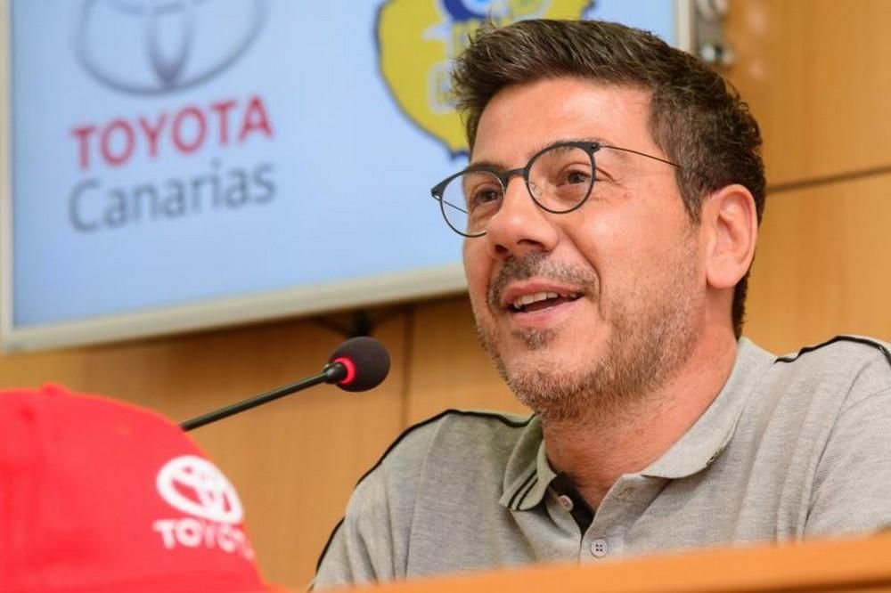 Presentación de Fotis Katsikaris como entrenador del Granca