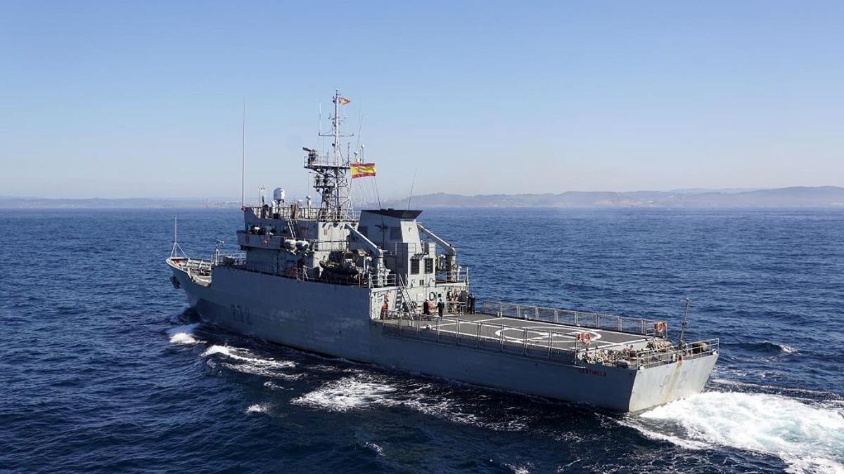 El buque Centinela de la Armada interceptó al submarino ruso ahora en aguas gallegas