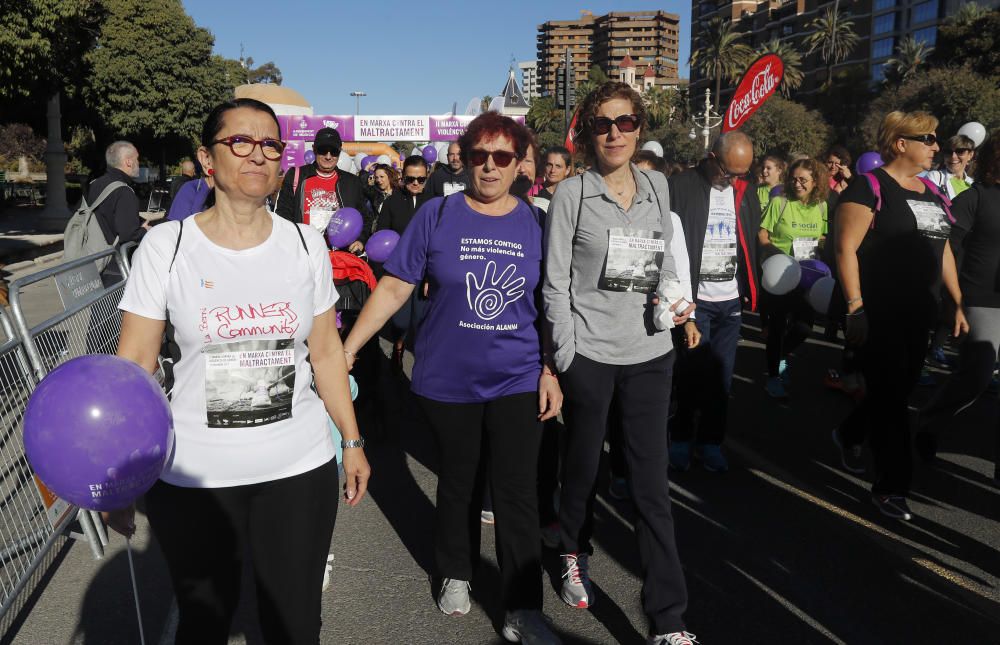 Búscate en la Marxa Contra la Violència de Gènere