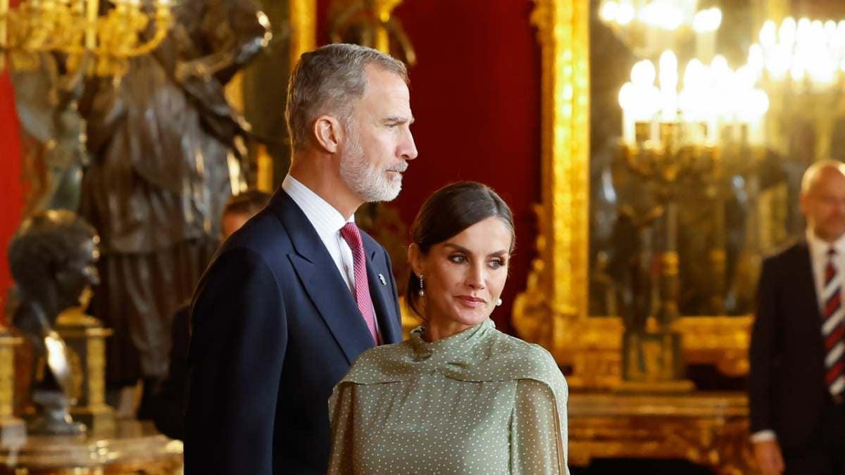 La reina Letizia, con vestido de Vogana en el Día de la Hispanidad 2022