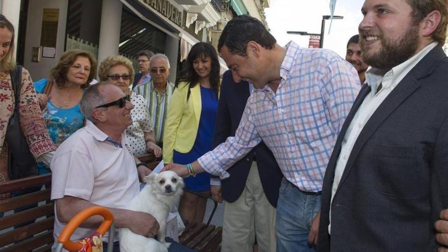 Moreno defiende la gestión del PP frente al &quot;descontrol&quot; del PSOE