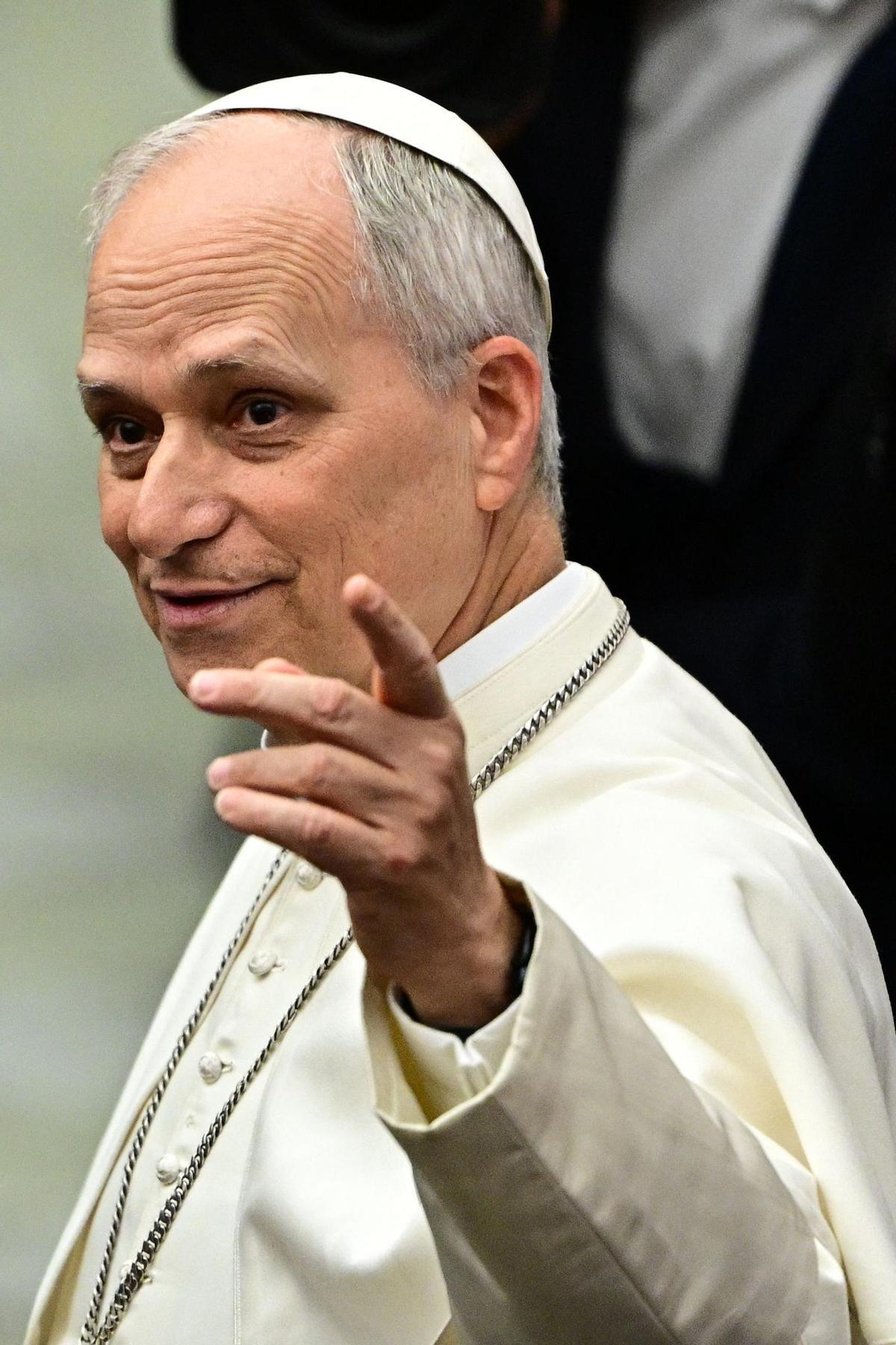 El papa León XIV se reúne con los periodistas en El Vaticano