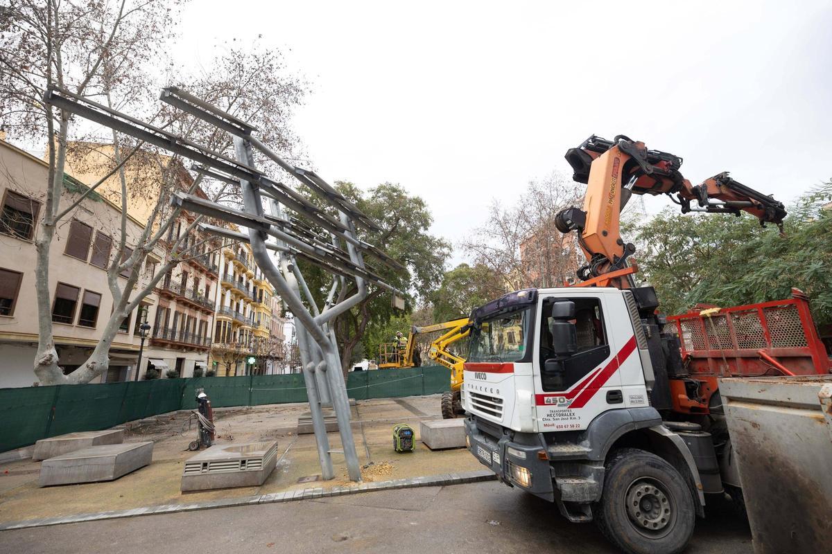 Todas las imágenes de la retirada del reloj de Vara de Rey en Ibiza