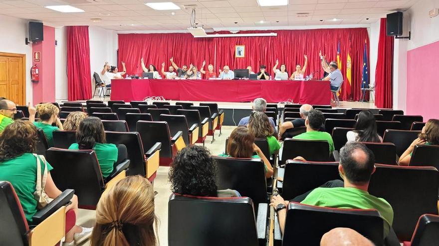 El PP de Callosa d’en Sarrià respalda la propuesta reivindicativa de los profesores y rechaza la moción educativa del PSOE