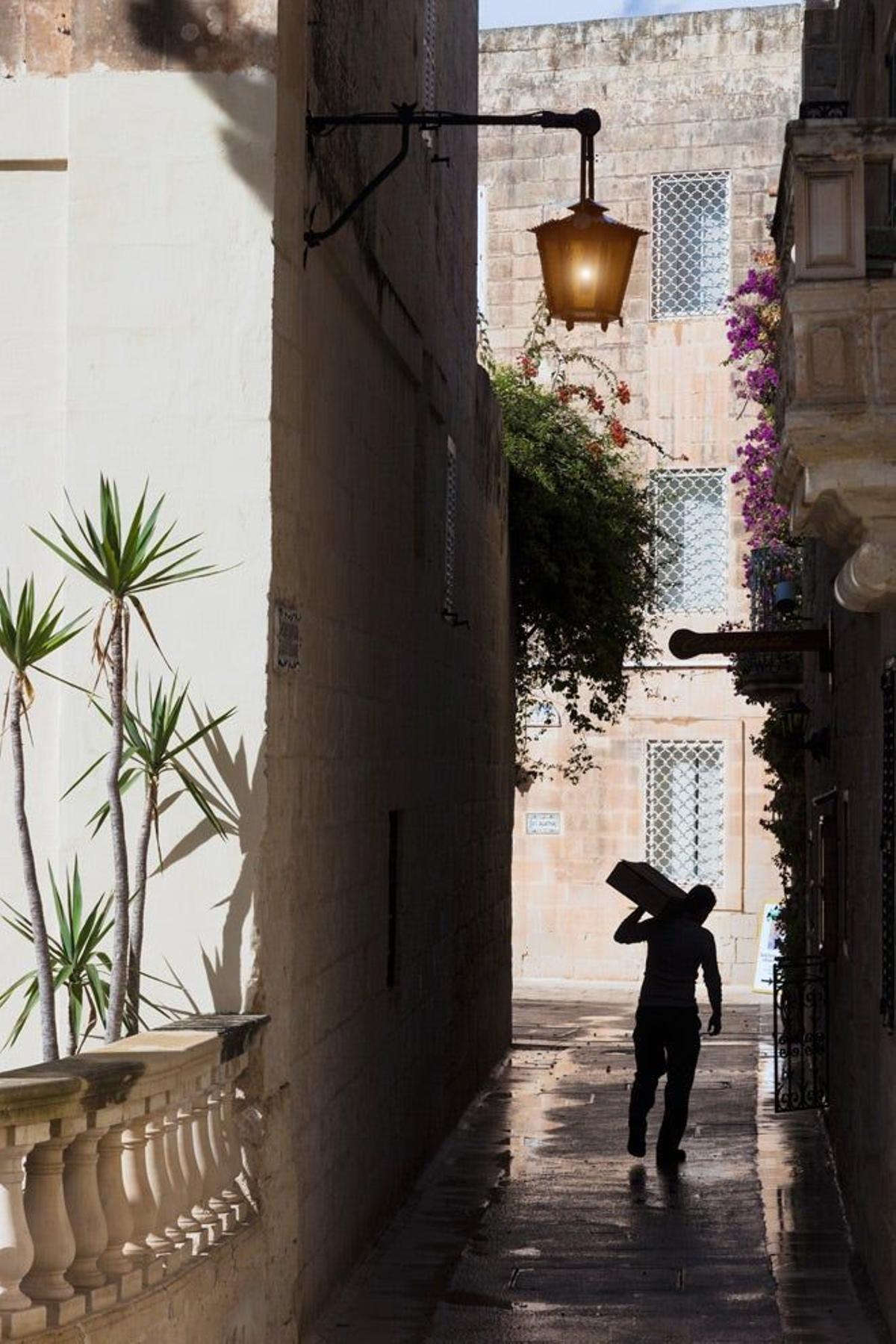 Mdina, capital medieval de Malta, atesora en sus estrechas calles preciosas mansiones e iglesias.