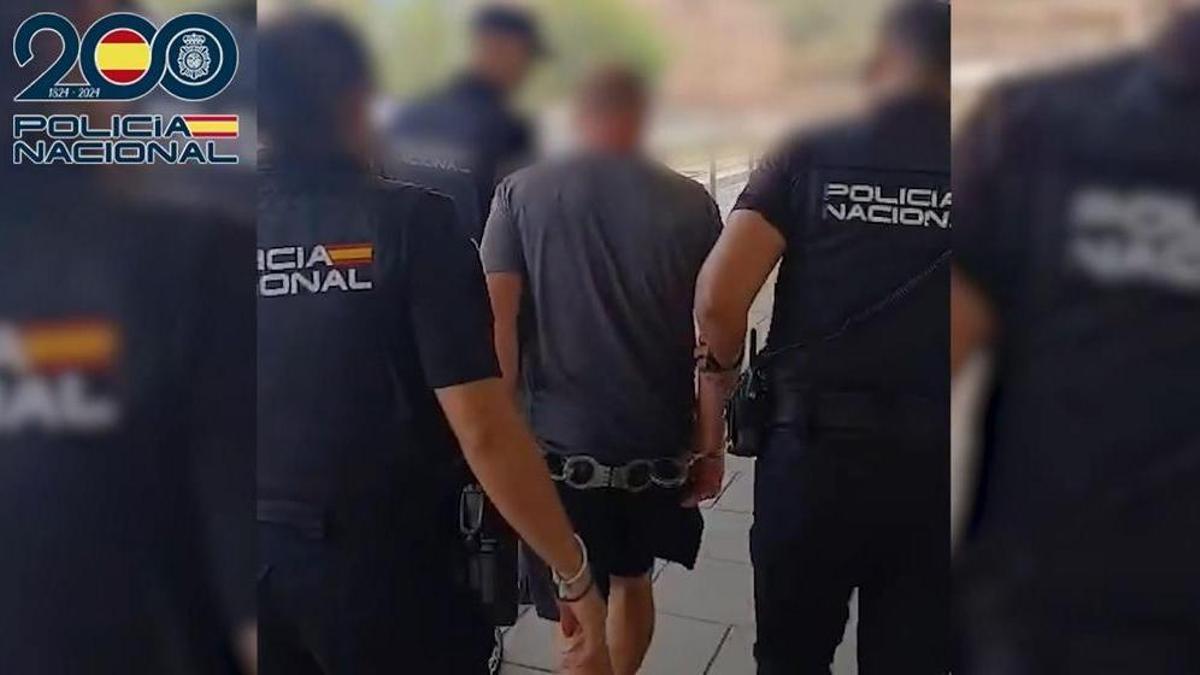 El pres detingut a l'estació de Portbou.