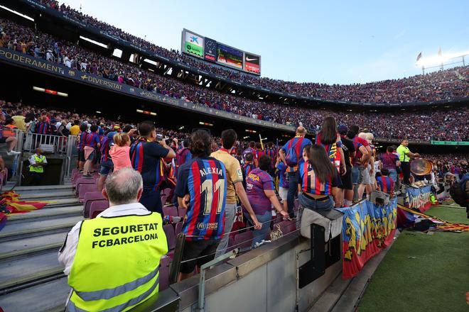 Las imágenes de la despedida de Jordi Alba, Busquets... ¡y el Camp Nou!