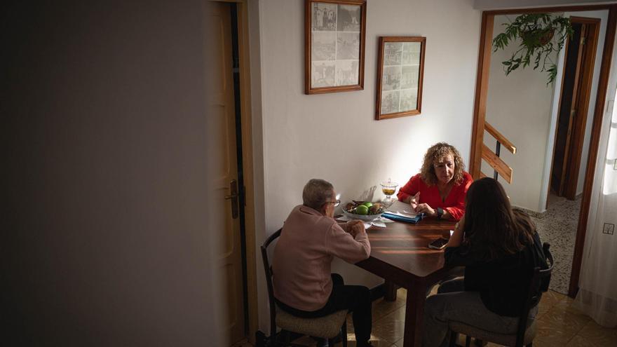 Влада Тенеріфе підтвердила: програма догляду за літніми не працює