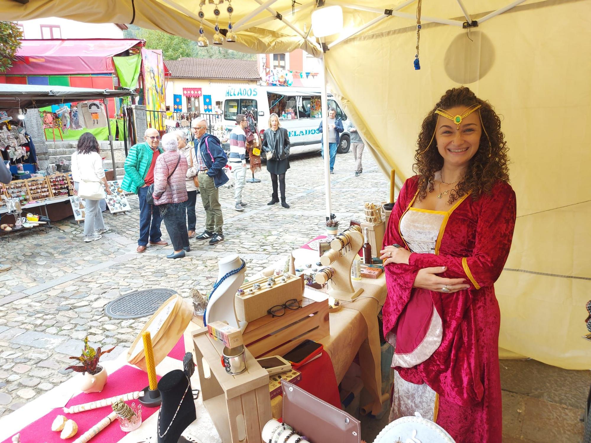 En imágenes: Domingo de lleno en la Feria Medieval de Salas