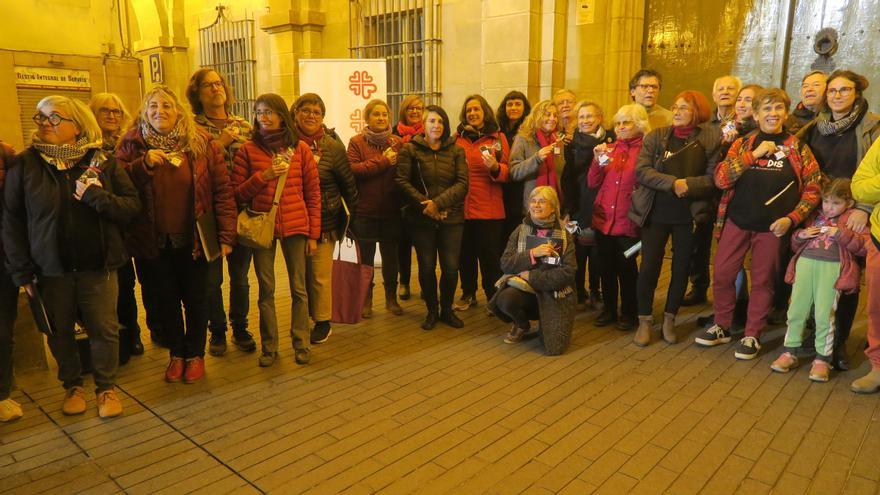 Càritas lluita contra pobresa amb cors de xocolata solidaris