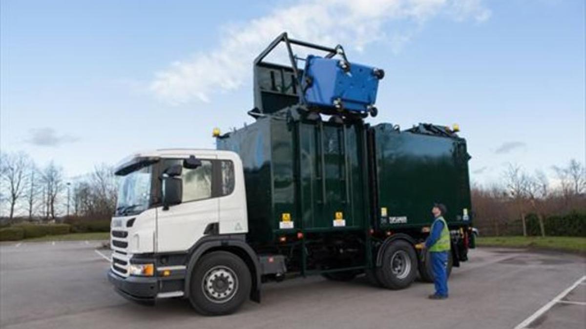 Equipo 8 Un camión de gestión de residuos de la holandesa Terberg.