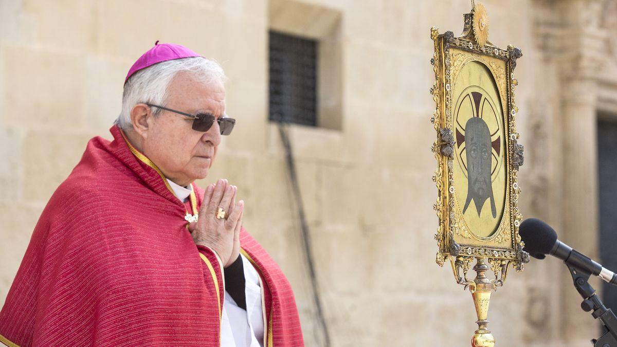El obispo de Orihuela-Alicante, Jesús Murgui.