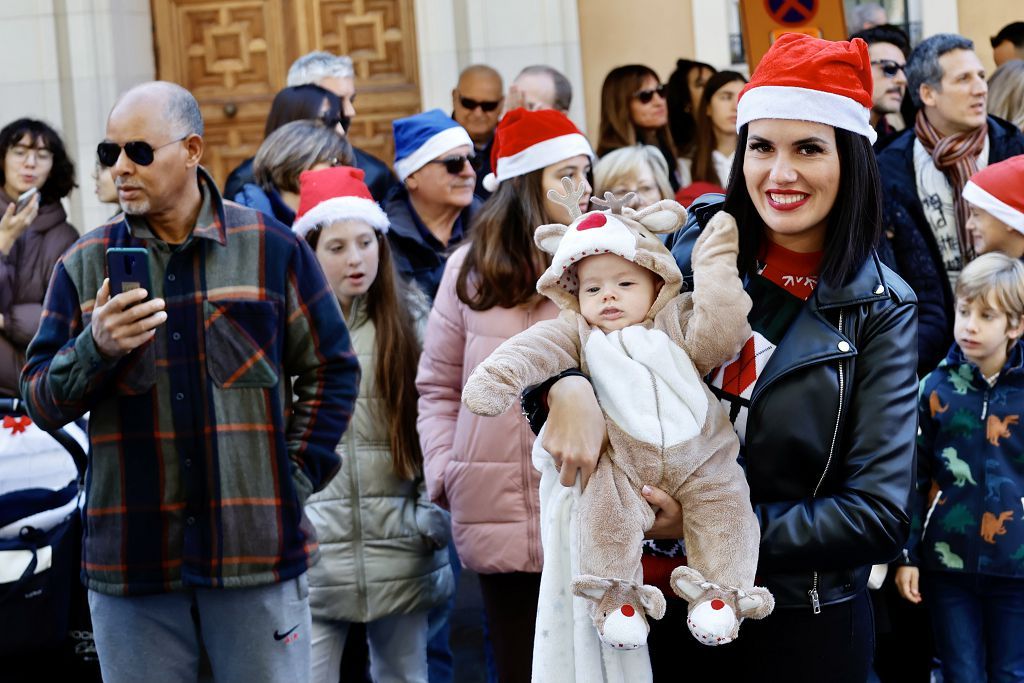 Desfile de Papá Noel en Murcia, en imágenes