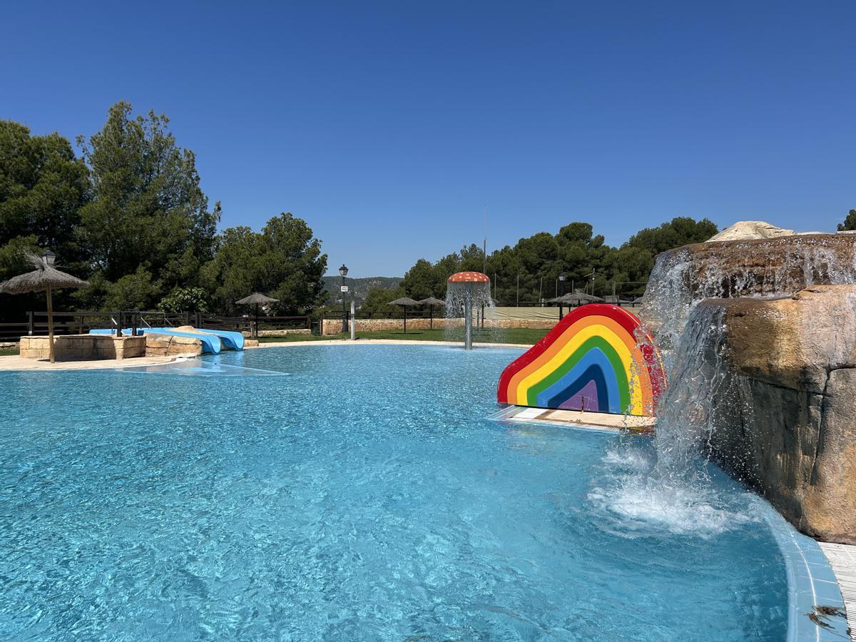 Foto de una de las piscinas del recinto acuático.