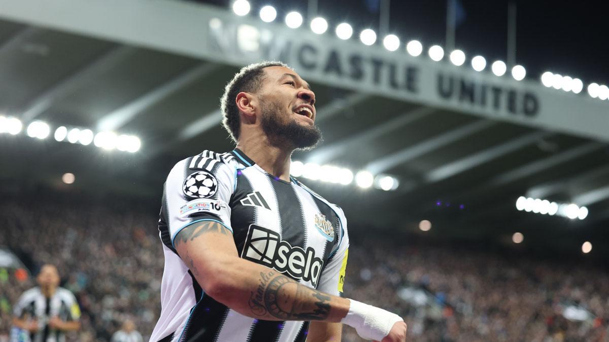 Joelinton celebra su gol contra el Qarabag