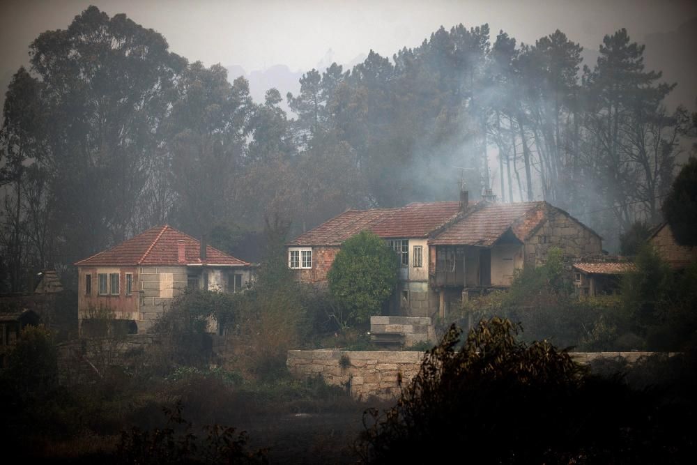 Efectes dels incendis que afecten Galícia, aquest dilluns 16 d''octubre del 2017