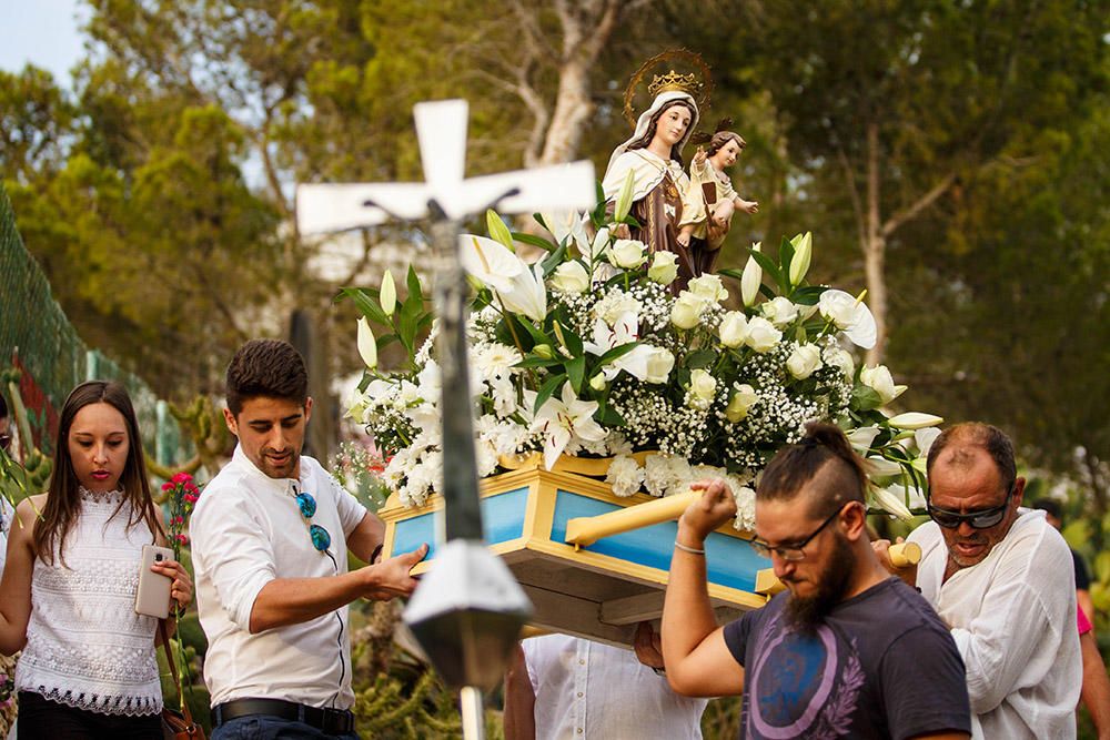 Procesión de la Virgen del Carmen en Portinatx