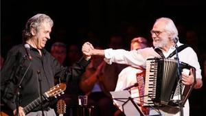 Paco Ibáñez junto a Georges Moustaki.