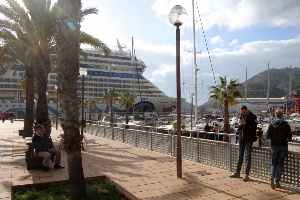 Primer crucero del año que para en Cartagena