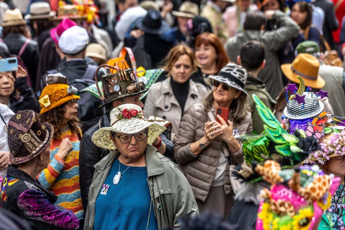 Nueva edición del Paseo con Sombrero por Barcelona