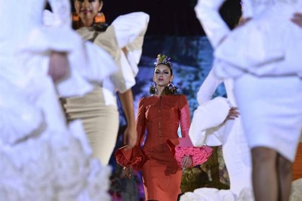 Desfile benéfico de Juana Martín