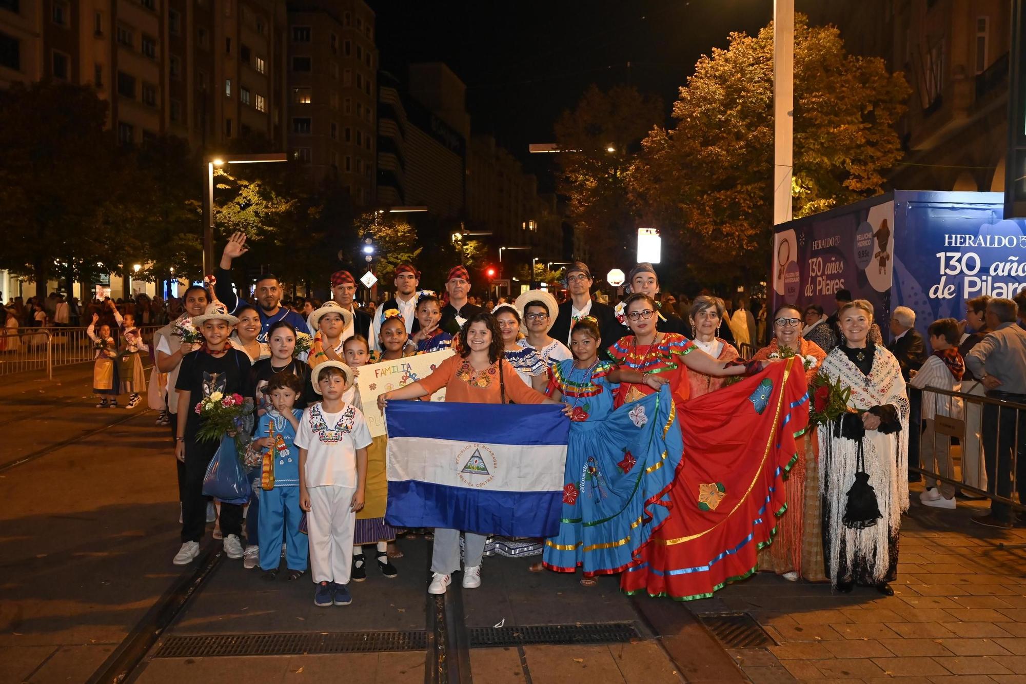 FAMILIA PLURICULTURAL