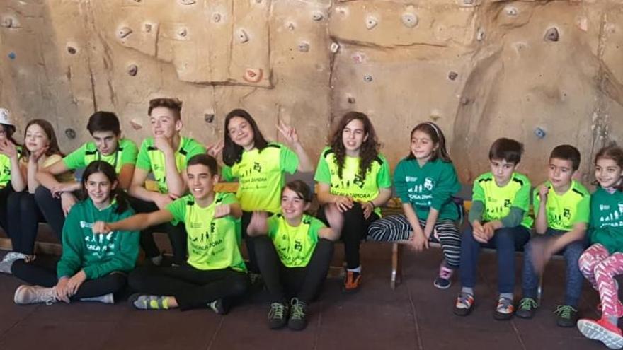 Lucía Fernández competirá en el Nacional Escolar de Escalada