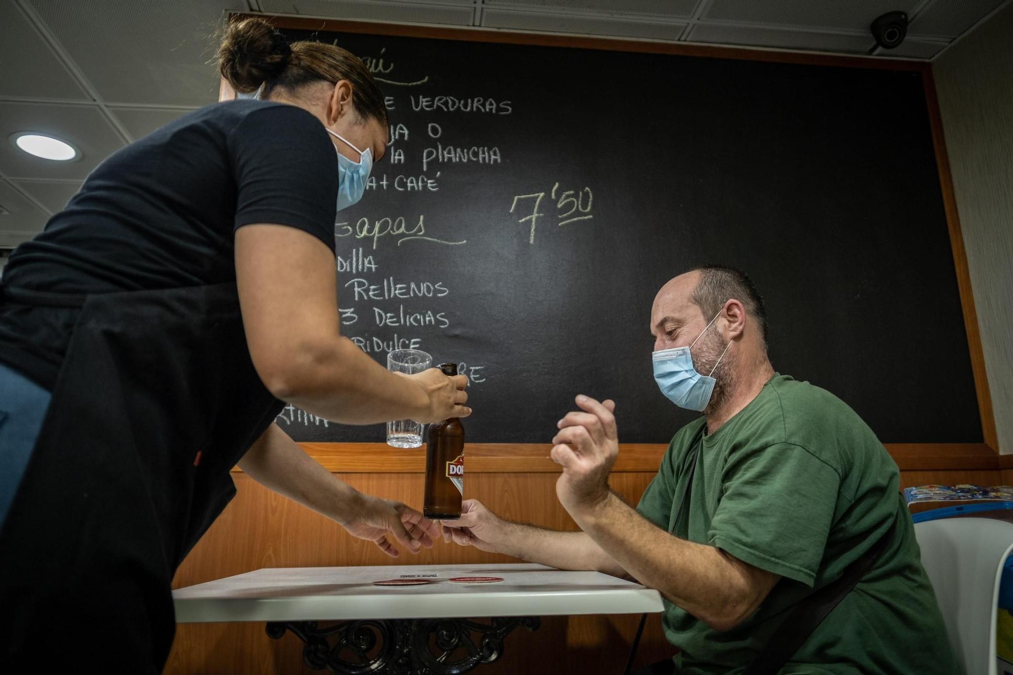 Coronavirus | Vuelta a la fase 2 de cafeterías y restaurantes en Santa Cruz de Tenerife