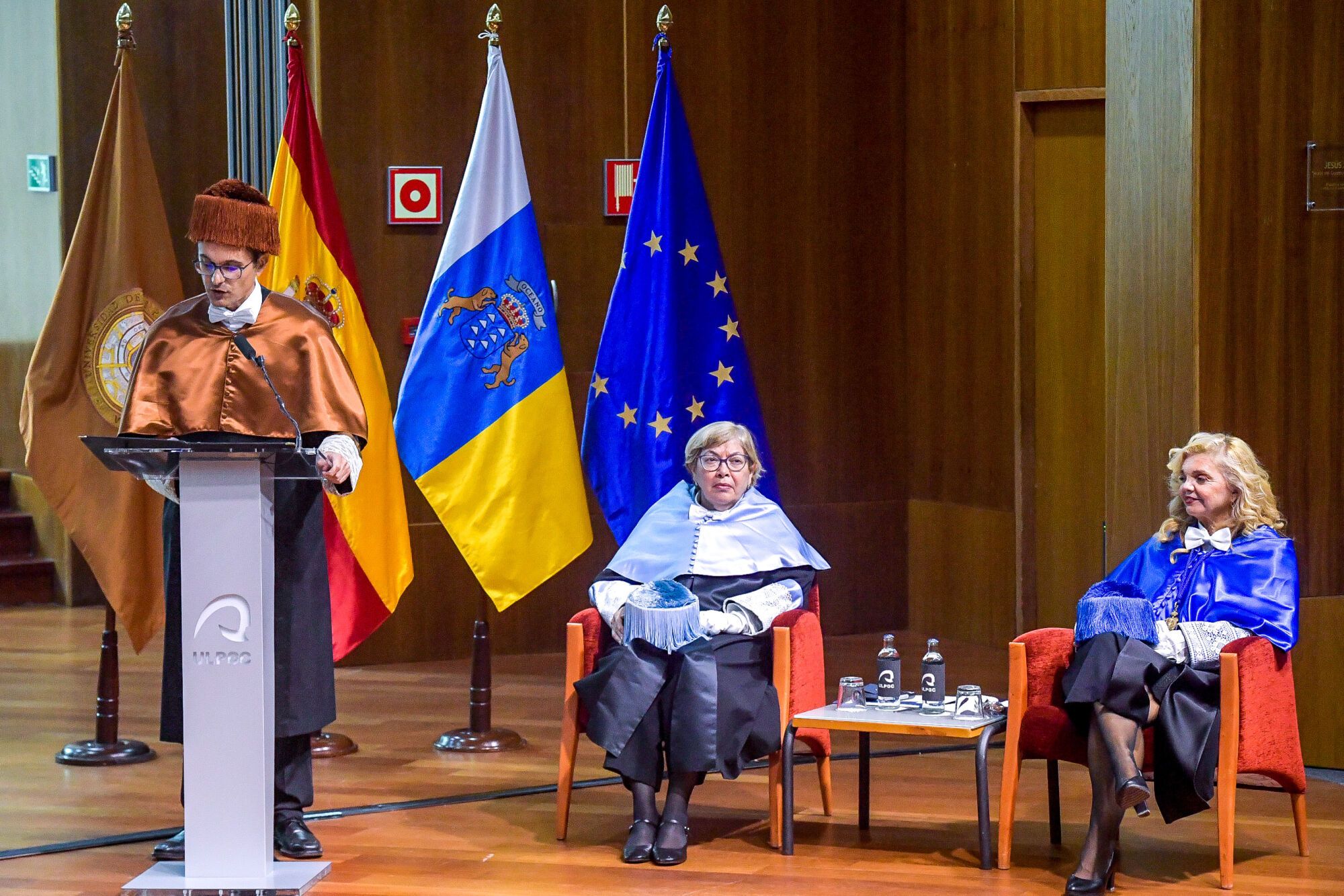 ACTO DE INVESTIDURA NUEVOS DOCTORES DOCTORAS CURSO 2024-2025  | 15/02/2025 | Fotógrafo: Juan Carlos Castro