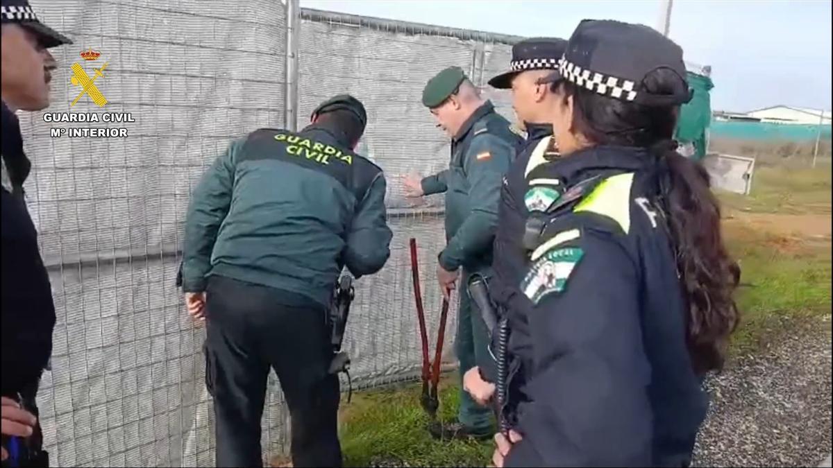 La Guardia Civil investiga a 115 personas por la realización de construcciones ilegales en Dos Hermanas