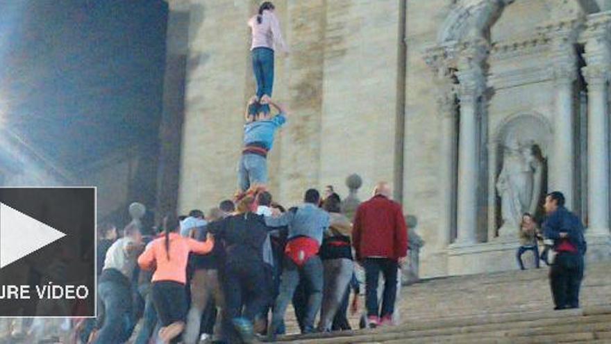 Els Marrecs assajen a les escales de la catedral