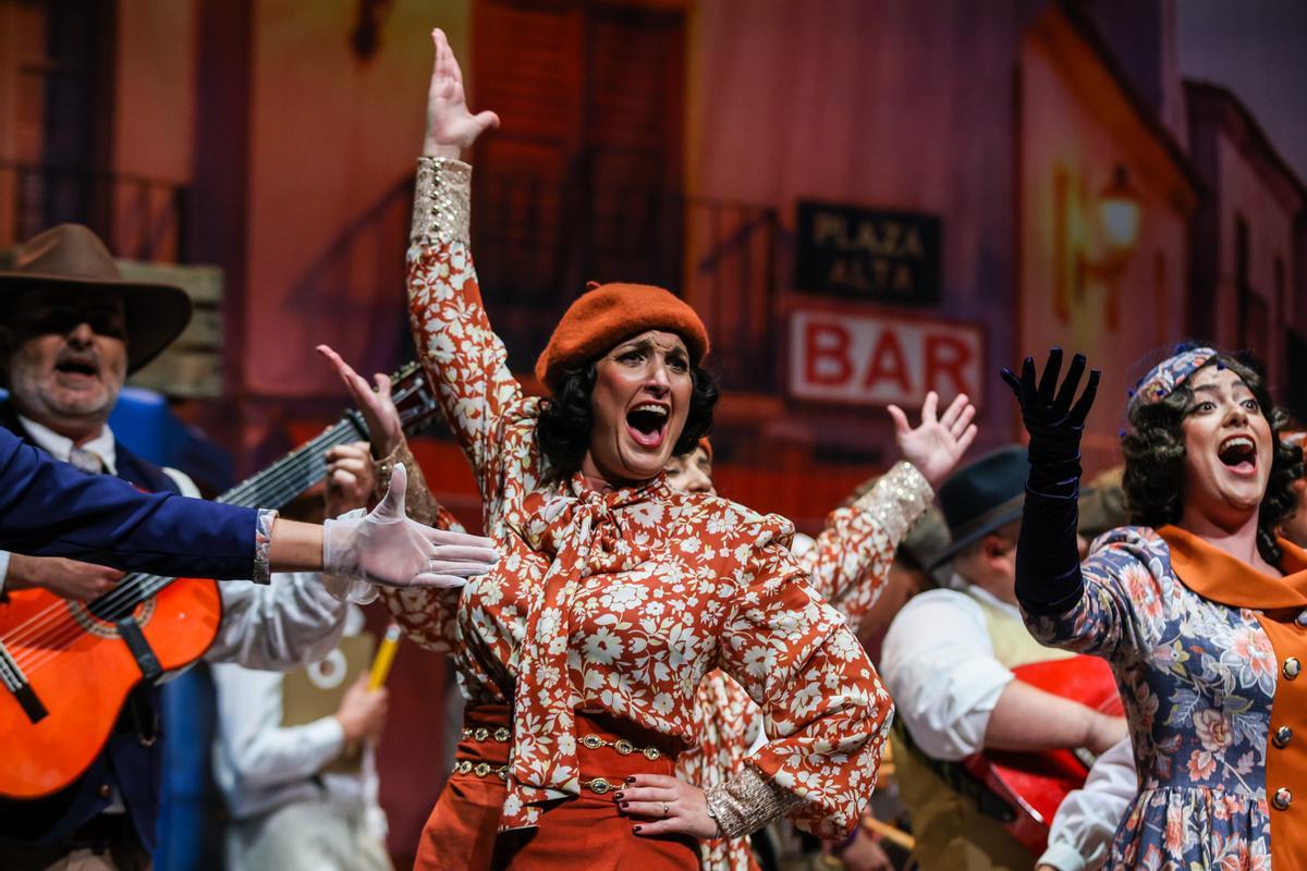 'La comparsa del valle', de Alhaurín El Grande, en la segunda preliminar del COAC 2026 del Carnaval