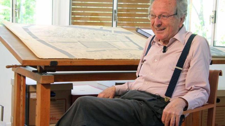 Rafael Moneo, ayer, en su estudio de Madrid.