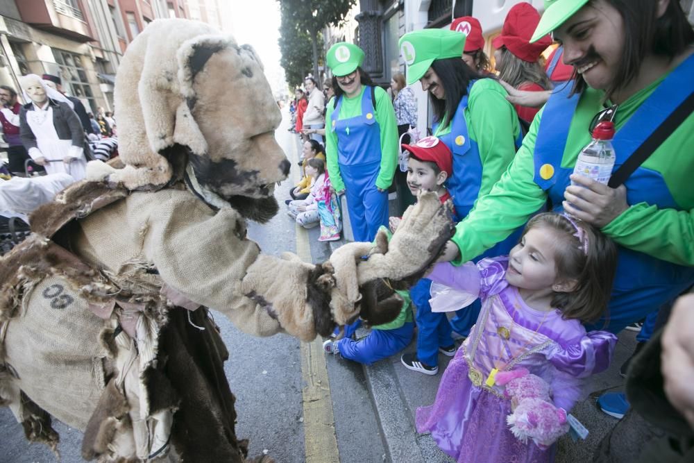 Oviedo celebra su Antroxu