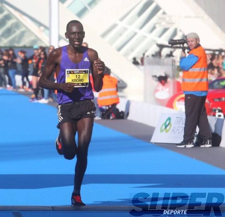 Las mejores imágenes del Maratón Valencia Trinidad Alfonso 2015