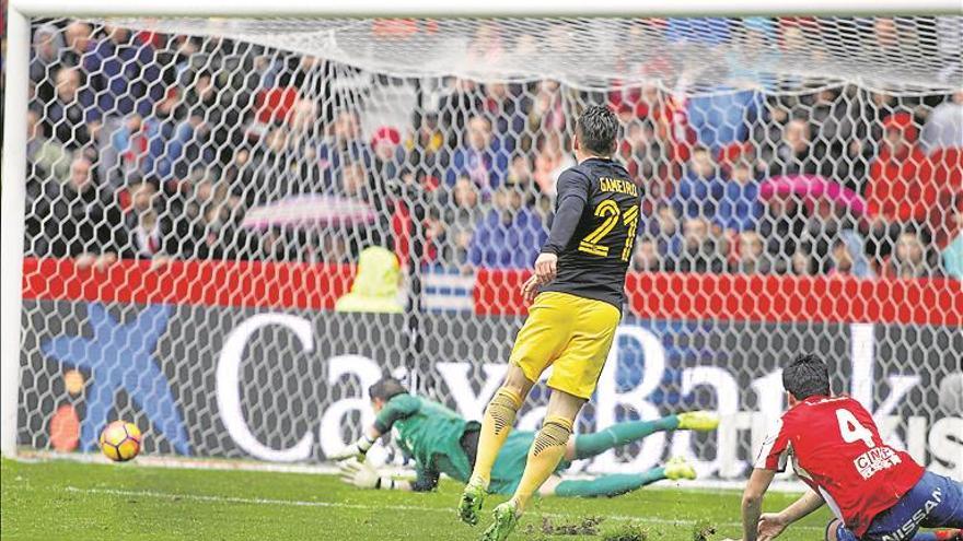 Gameiro destroza a un buen Sporting