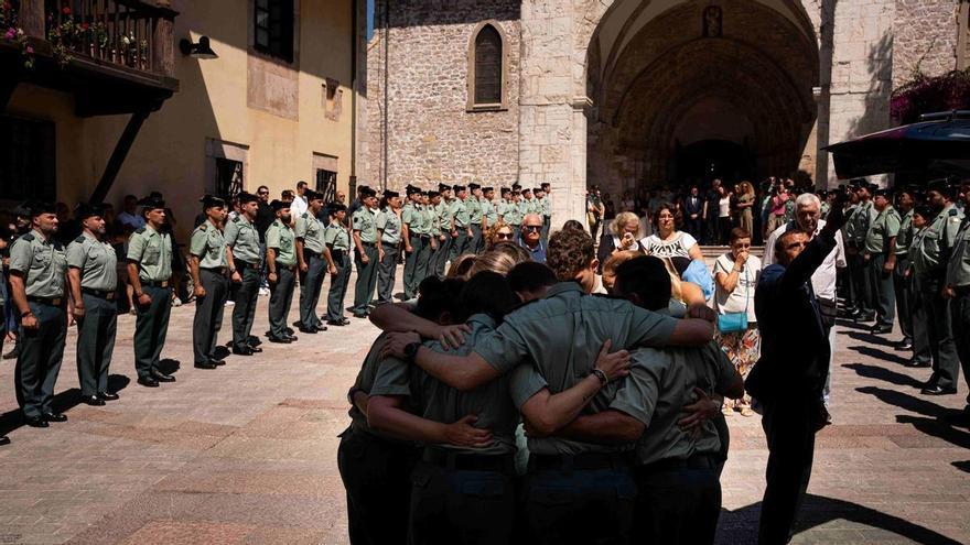 Los agentes de la Guardia Civil expresan su "consuelo" por las muestras de "cariño" tras el asesinato de Laura Cruz