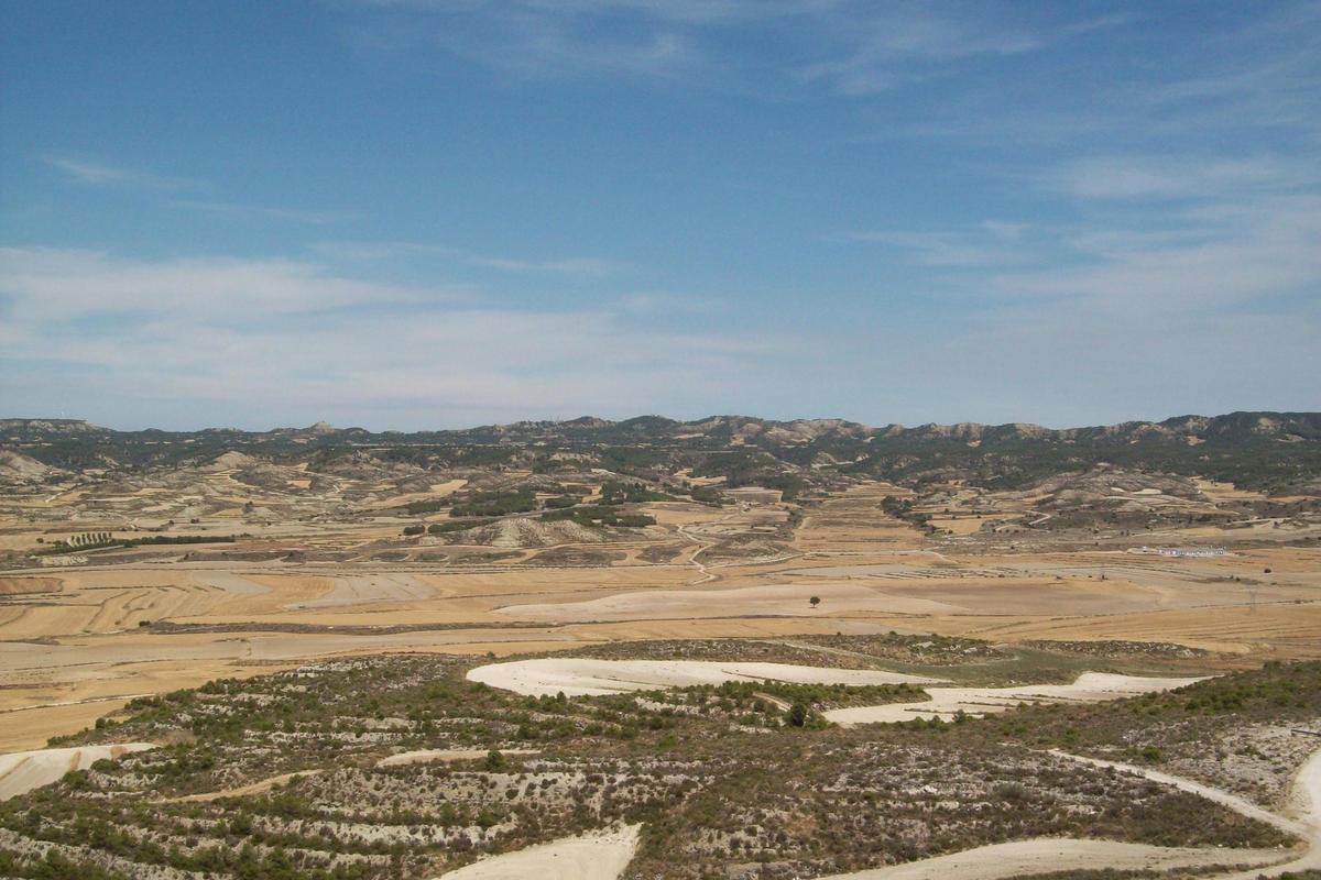 Sierra de Alcubierre desde Lanaja.