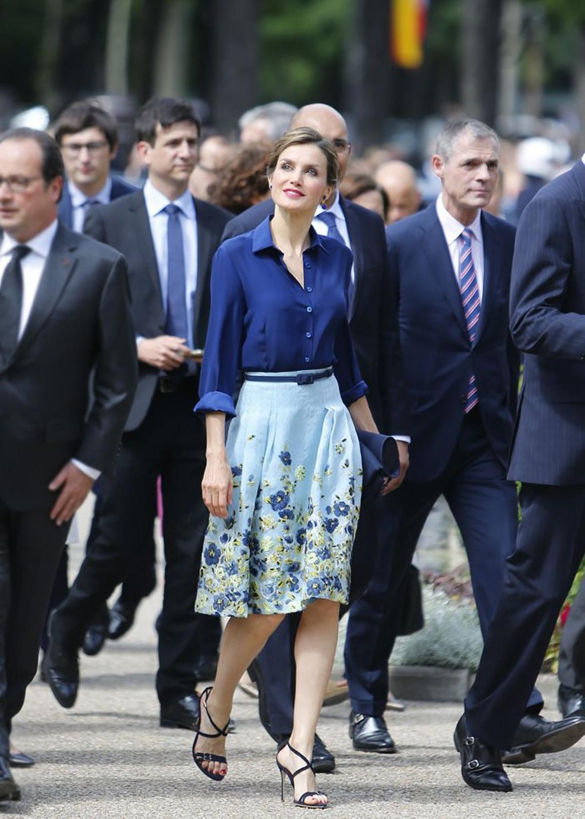 Letizia Ortiz, 'total look' de Carolina Herrera